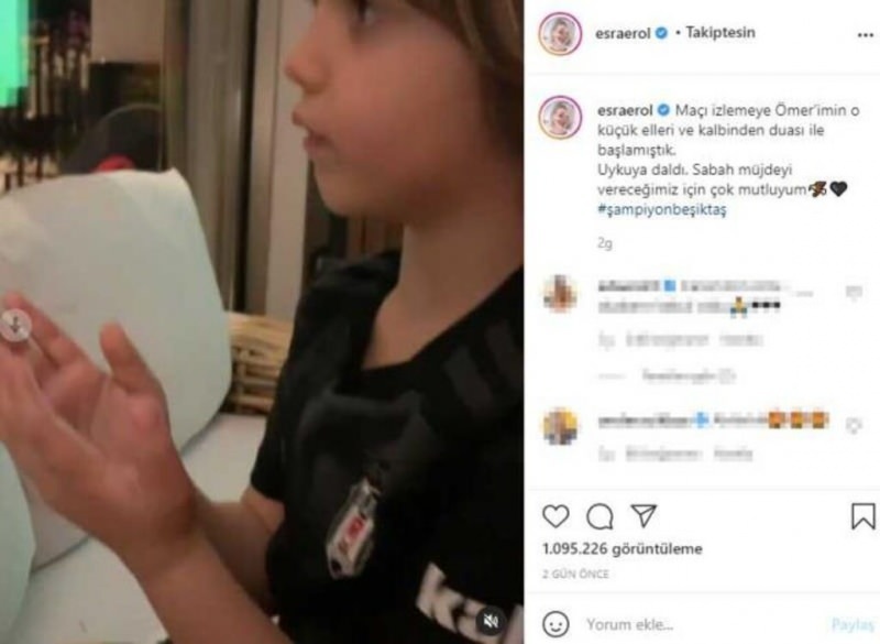 Uma surpresa para Esra Erol, um dos jogadores de futebol do campeão Beşiktaş!
