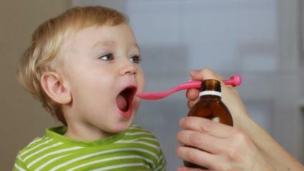 É correto dar remédios para crianças com colheres de sopa? Aviso vital de especialistas