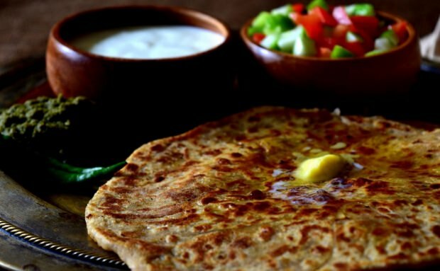 Como fazer café da manhã panqueca indiana paratha?