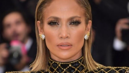 O anel de Jennifer Lopez foi ridicularizado!