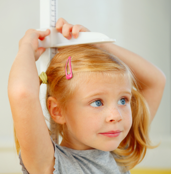 Qual deve ser a medida ideal de altura e peso das crianças?