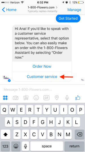 O 1-800-Flowers oferece aos clientes a opção de se conectar com um agente ao vivo, que pode oferecer ajuda personalizada.