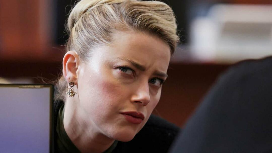 A ex-mulher de Amber Heard, Johnny Deppe, está lutando para pagar uma indenização
