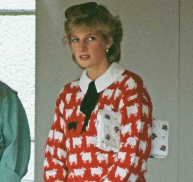 O suéter icônico da princesa Diana