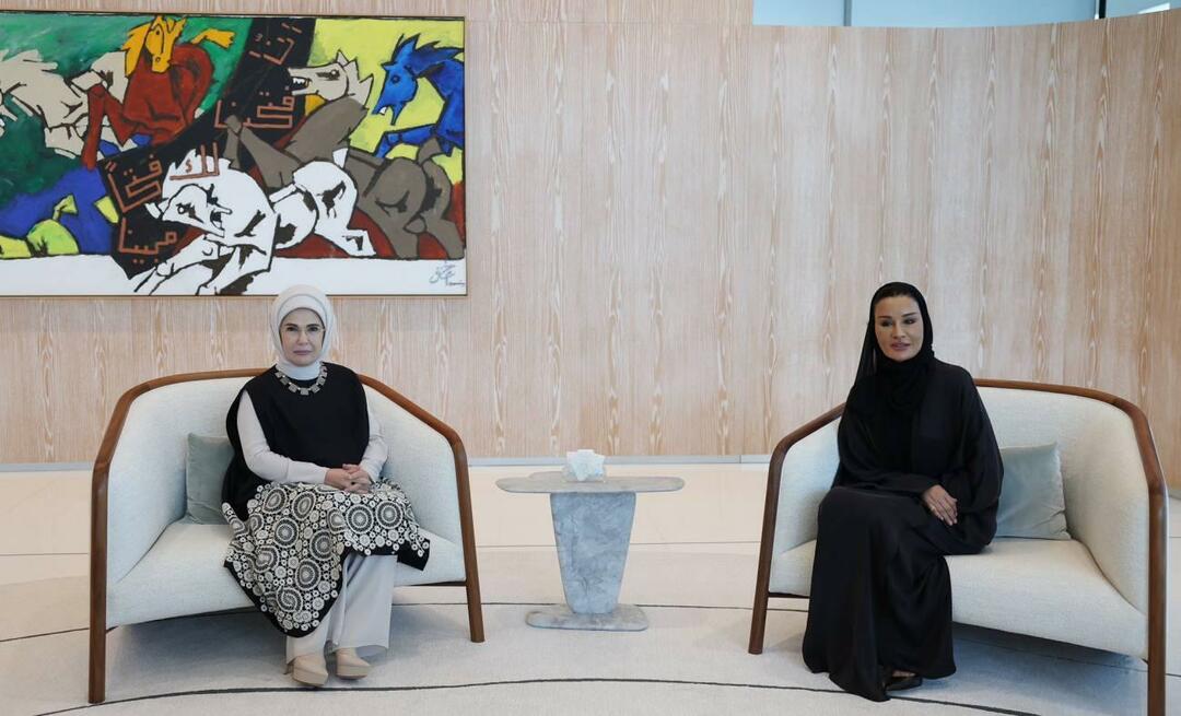 A primeira-dama Erdoğan reuniu-se com a presidente da Fundação Qatar, Sheikha Moza bint Nasser!