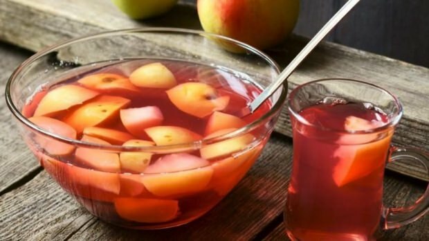 Receita de compota de maçã deliciosa no calor do verão! Como fazer compota de maçã?