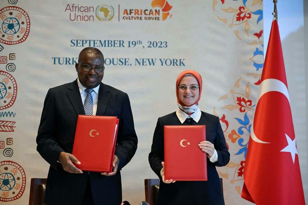 Protocolo de cooperação assinado entre a União Africana e a nossa Associação Casa de Cultura Africana