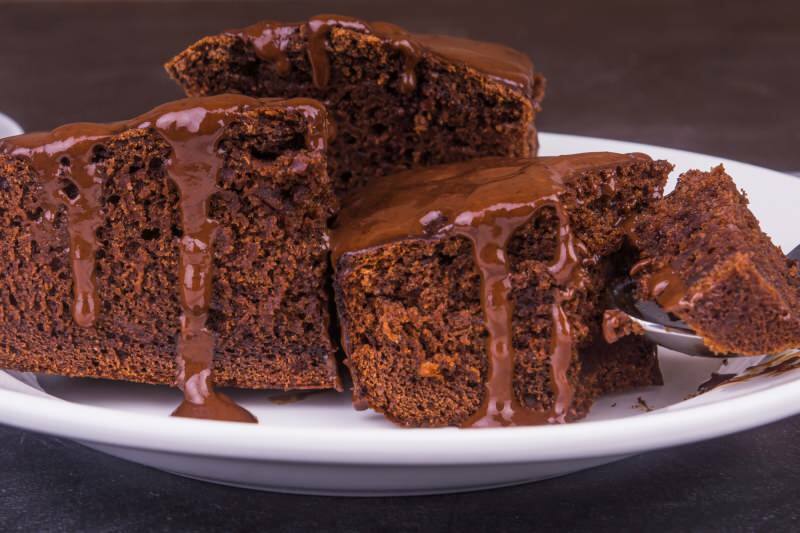 O brownie com calda de chocolate ganha peso? Receita prática e deliciosa de Browni adequada para dieta caseira