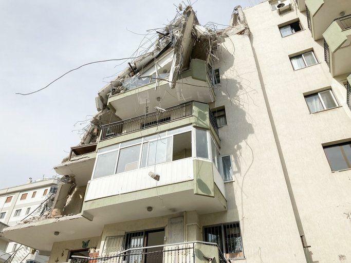 O que deve ser considerado após um terremoto?
