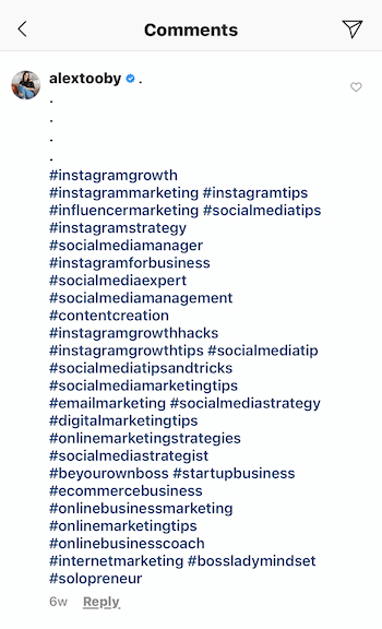 exemplo de um comentário de postagem no instagram por @alextooby composto por 30 hashtags relevantes