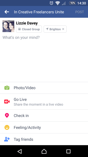 Para começar a usar o Facebook Live, toque em Go Live quando estiver criando um status.