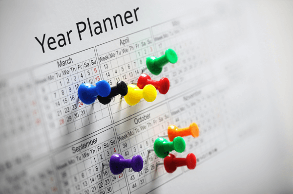 É importante organizar seu marketing de acordo com o calendário do cliente.