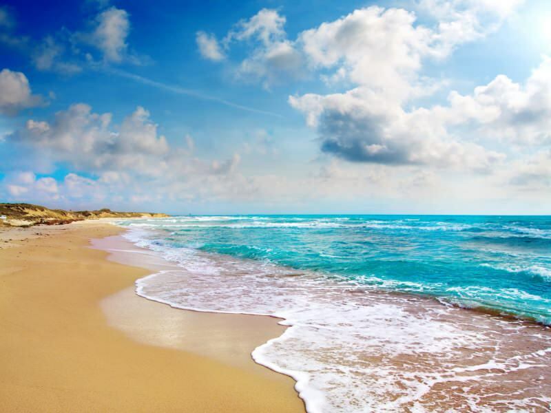 Quais são os benefícios da água do mar e do ar? Para o trato respiratório superior visto no verão ...