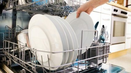 Como a máquina de lavar louça lava melhor? 