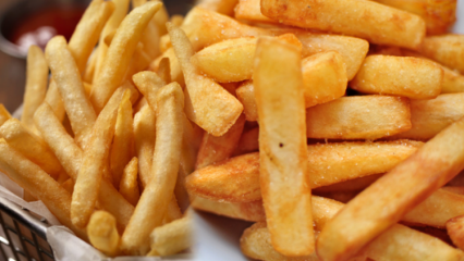 Como fritar batatas crocantes? Receita prática de batatas fritas