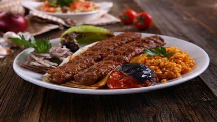 Como fazer kebab de Adana de verdade? Receita caseira de Adana kebab
