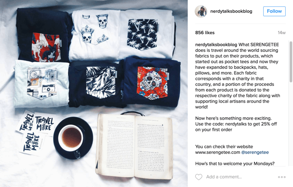 O Nerdy Talks Book Blog apresenta produtos da Serengetee e informa os seguidores sobre a causa no Instagram.