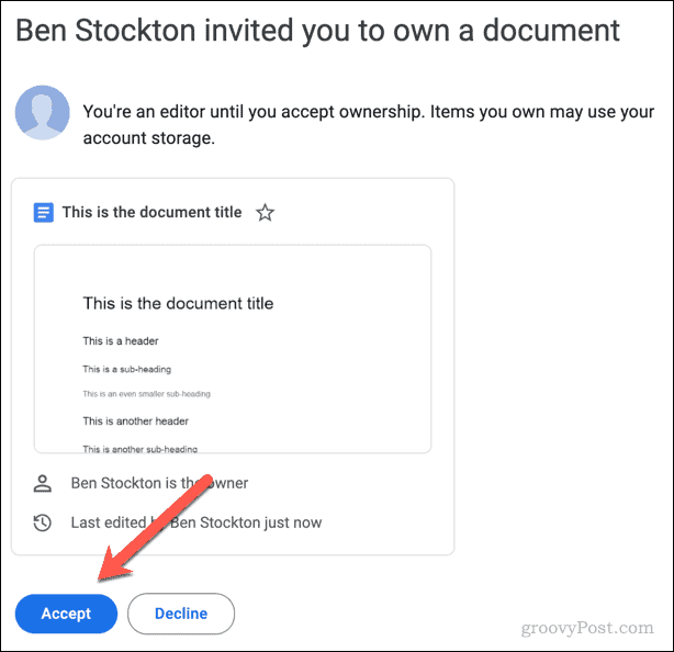 Convite por e-mail para aceitar ou rejeitar a propriedade de um arquivo do Google Docs