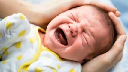 O que é cólica nos bebês? Quais são as suas causas e soluções?