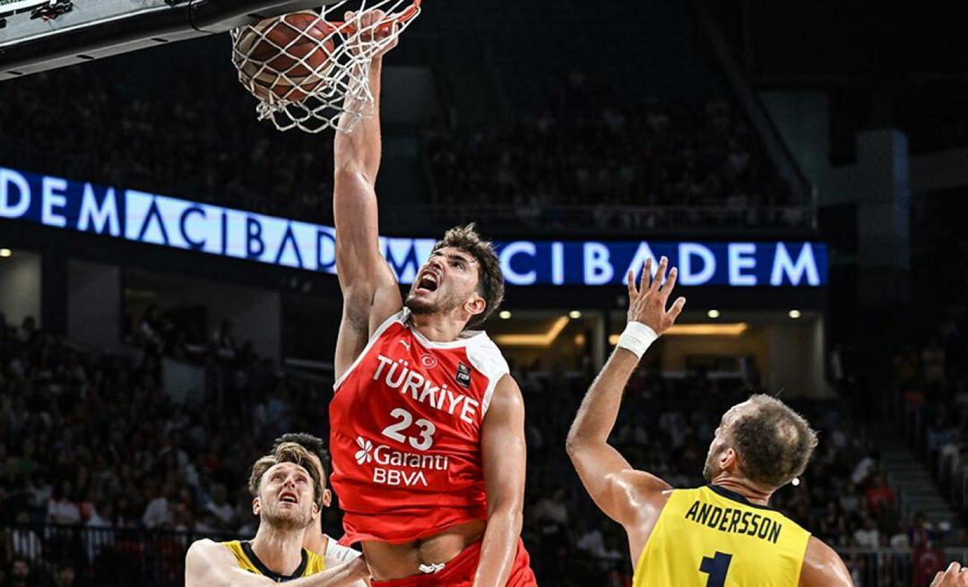 O jogador nacional de basquete Alperen Şengün começou o jogo contra a Suécia com orações! esmagou seus rivais