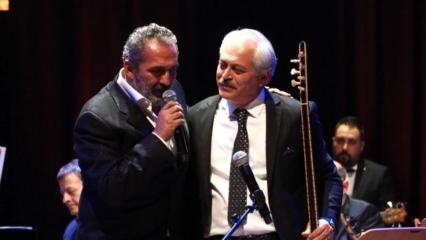 Yavuz Bingöl não conseguiu controlar as lágrimas no palco