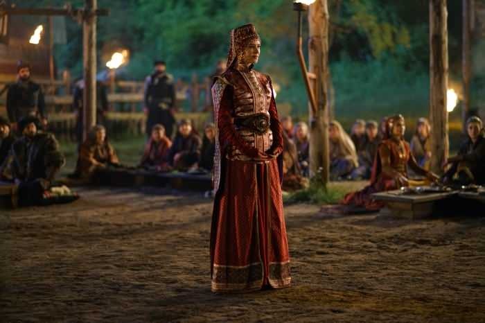Yıldız Çağrı Atiksoy, que interpreta Malhun Hatun, contou a cena que mais impressionou!