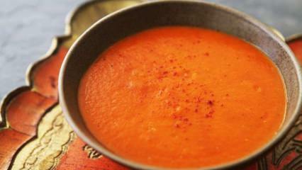 Deliciosa receita de sopa de pimenta vermelha