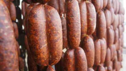 O que é Afyon Sausage? Por que a salsicha de ópio é famosa? Dicas de salsicha afyon