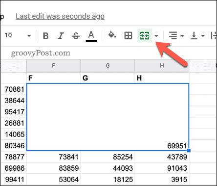 O ícone para desfazer a mesclagem de células no Planilhas Google