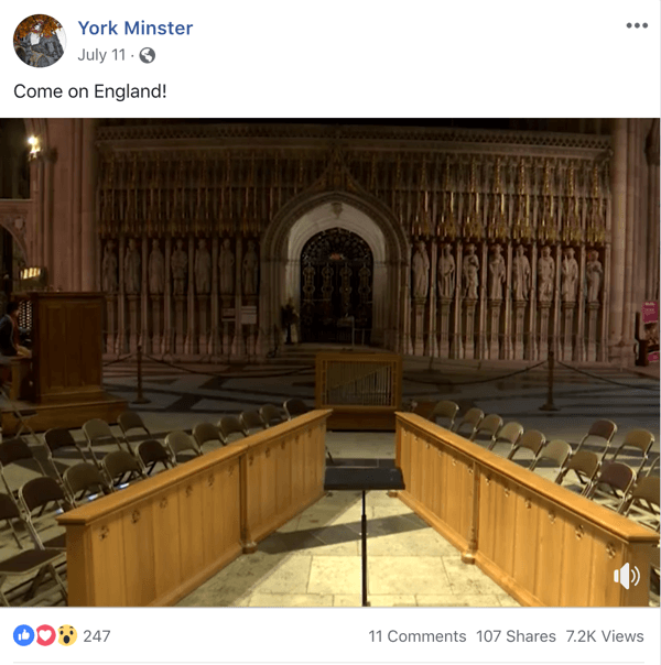 Exemplo de postagem no Facebook com um tema tópico de York Minster.
