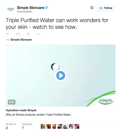 promoção de produto de vídeo no Twitter de cuidados simples para a pele