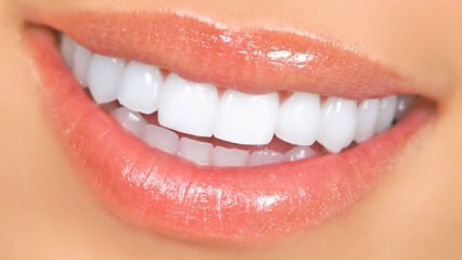 Métodos naturais de clareamento dental