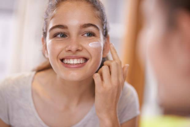 Como é feito o cuidado da pele mais fácil e eficaz? Cuidados com a pele de emergência em 5 etapas