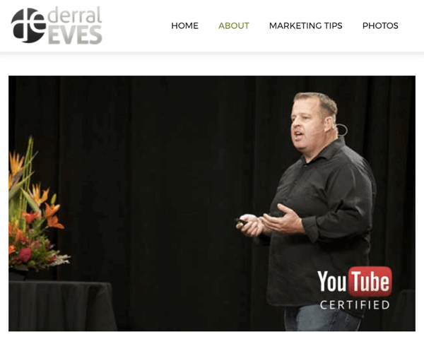 A agência de Derral ajuda a otimizar os vídeos de geração de leads de seus clientes no Google.