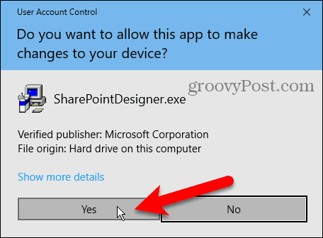 Caixa de diálogo Controle de Conta de Usuário (UAC) para instalar o Sharepoint Designer 2010