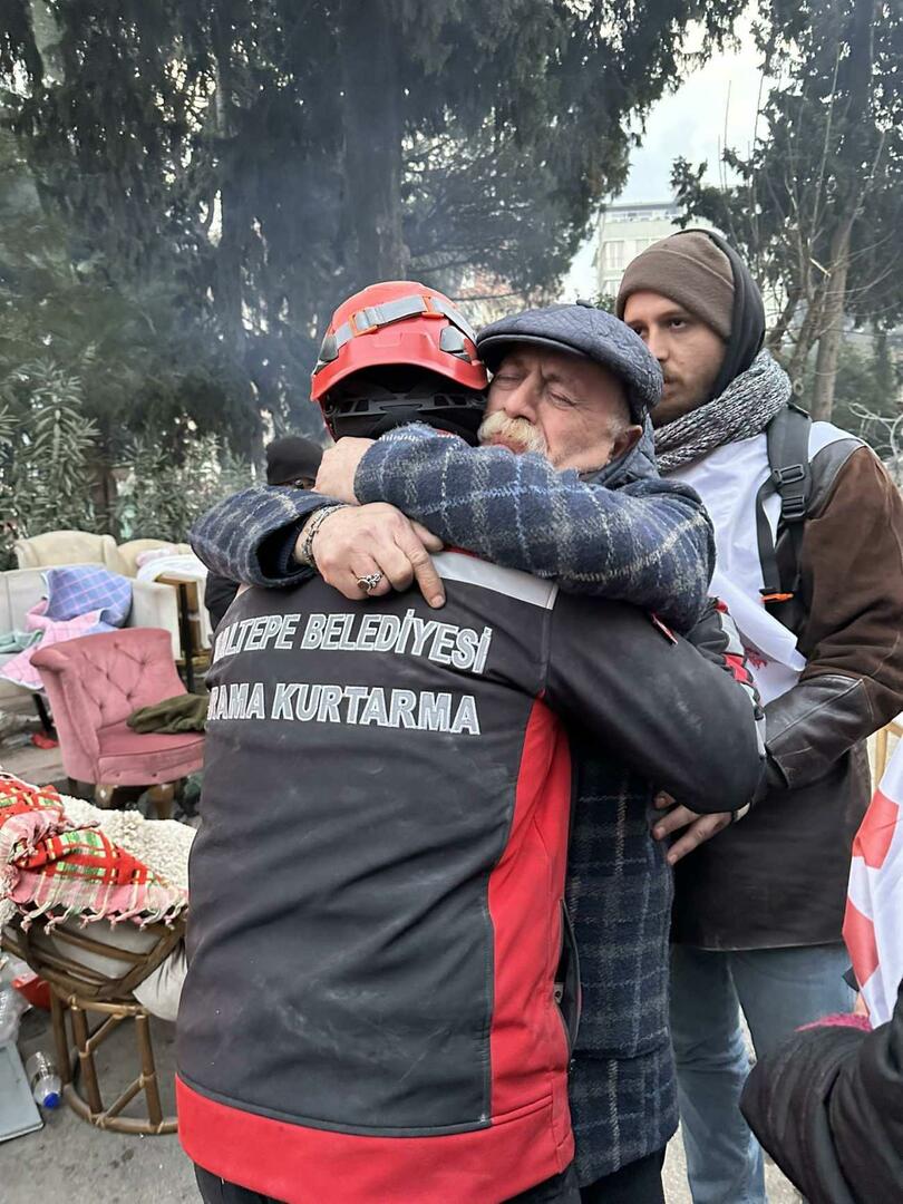 A filha de Orhan Aydın morreu sob os escombros