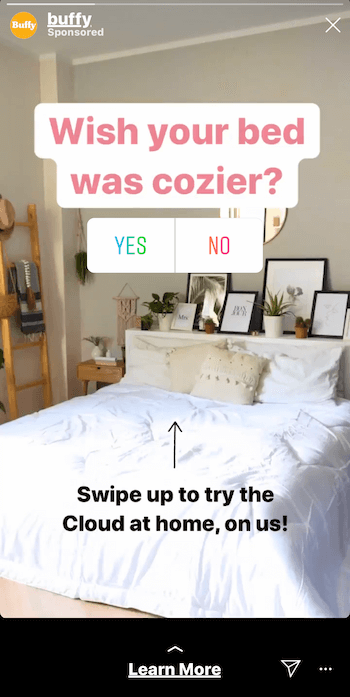 exemplo de anúncio de histórias do Instagram com enquete interativa e link deslizante