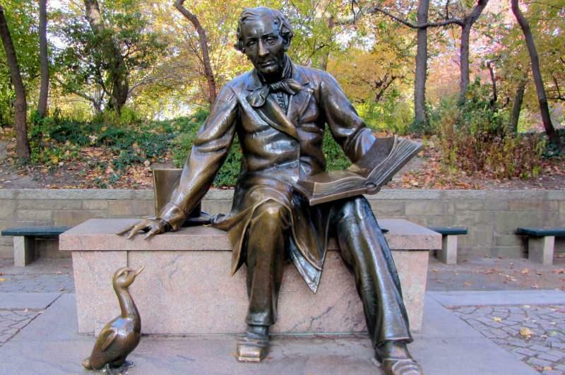 Estátua de Hans Christian Andersen 