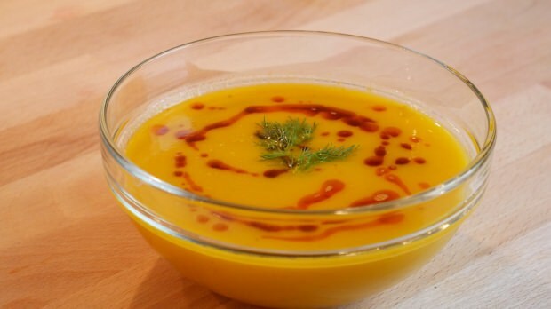 Como fazer sopa de cenoura? A receita mais fácil de sopa cremosa de cenoura