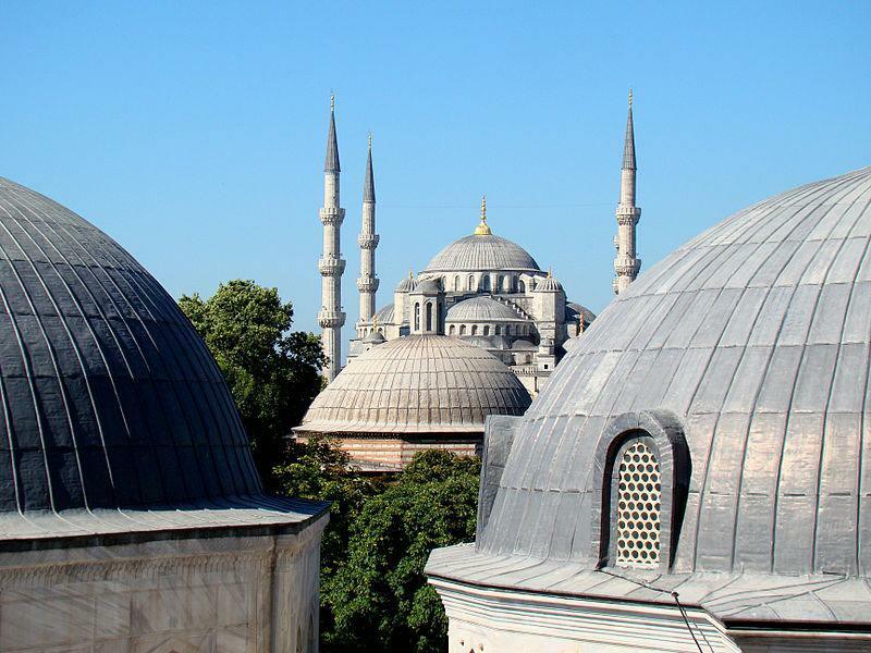 Características arquitetônicas da Mesquita Azul 