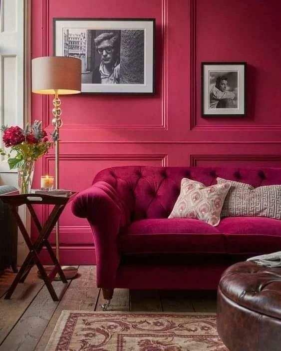 Decoração com a cor Viva Magenta