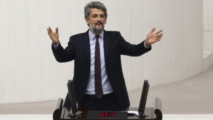 Primeira declaração de Metin Akpınar após o tribunal