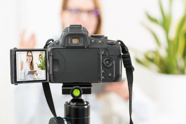 Uma SLR digital é uma ótima escolha para gravar vídeo de qualidade.