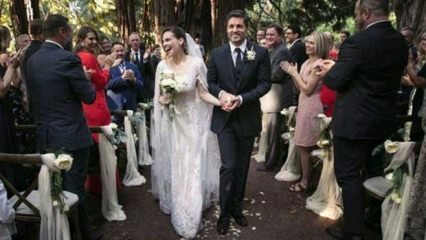 A estrela de Hollywood Hilary Swank é casada!