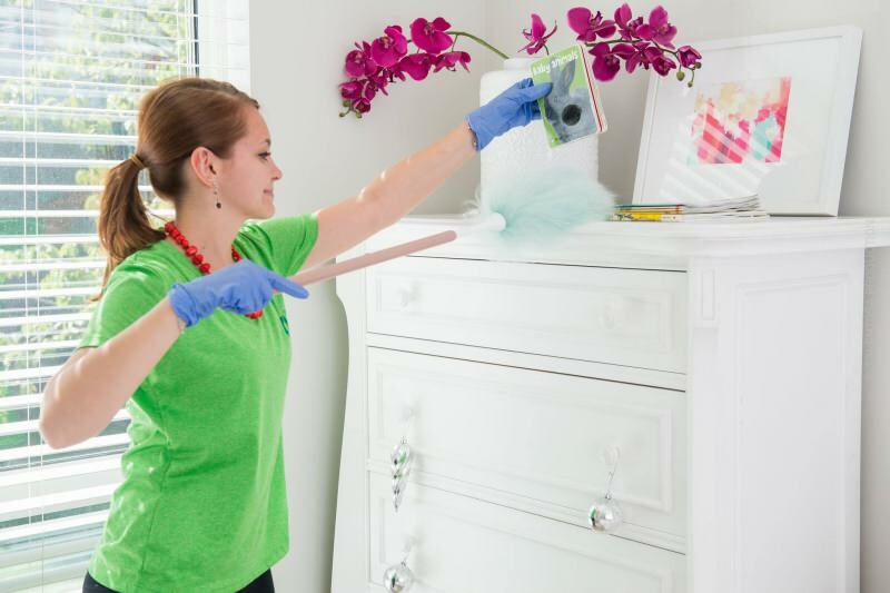 Como é feita a limpeza em maio? As dicas de limpeza mais fáceis! Limpeza de canto profundo