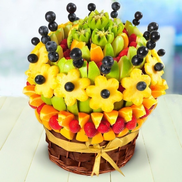 Como fazer uma cesta de frutas em casa?