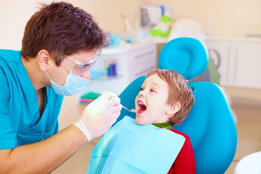Maneiras de superar o medo de dentista em crianças