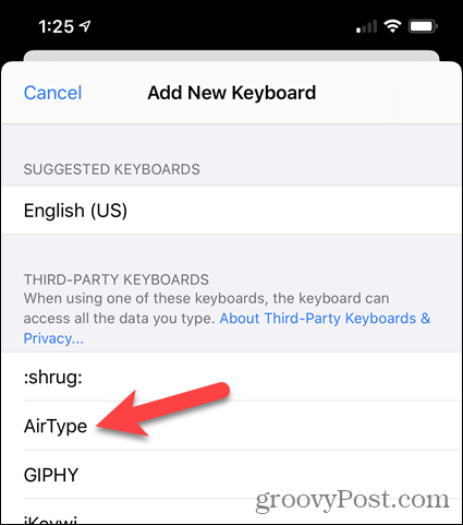 Toque em AirType na lista de teclados de terceiros nas configurações do iPhone