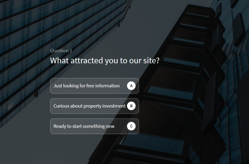 exemplo de um questionário de site usado para qualificar leads em um site de empresa de treinamento em investimentos imobiliários