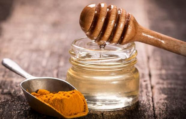 Os benefícios do mel e açafrão